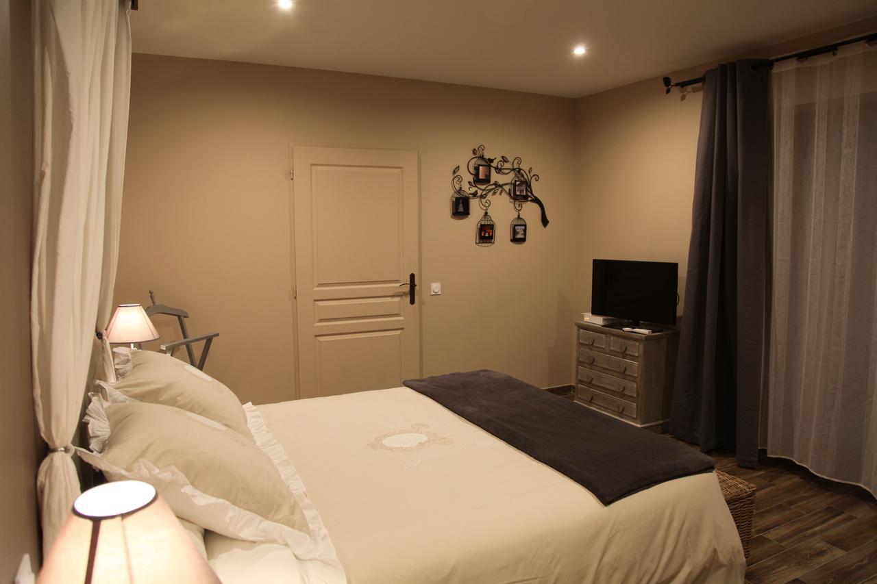 Bed and Breakfast Le Miroir Des Etoiles Pomport Pokoj fotografie